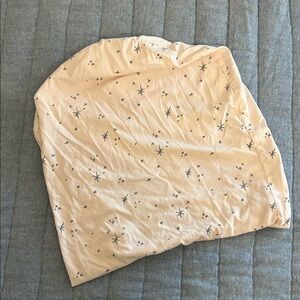 Happiest Baby Pink Star Sheet for Snoo